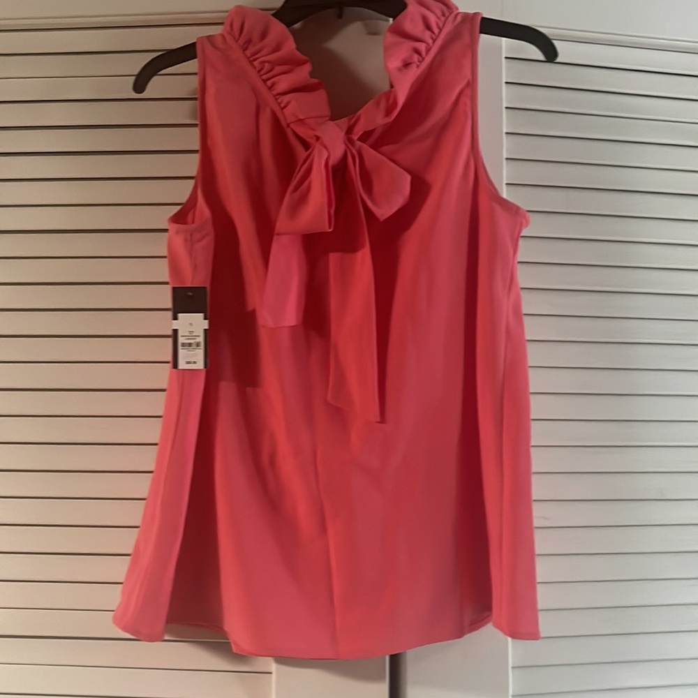 NWT crown and Ivy adorable tie in back top